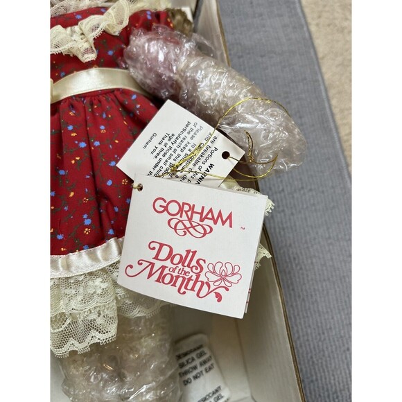 VTG‎ NWT GORHAM Dolls of the Month 1990 Porcelain Miss December 15" Tall RARE - Picture 8 of 9